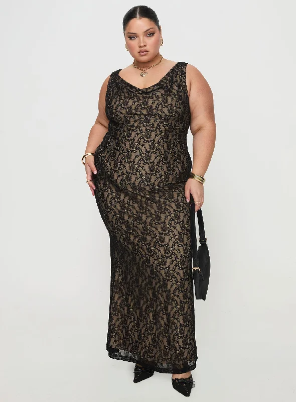 Romani Lace Maxi Dress Black Curve