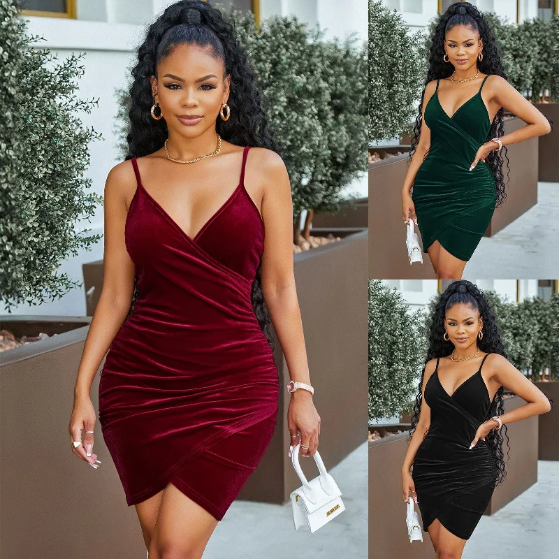 Women's Package Hip Bottoming Velvet Dress