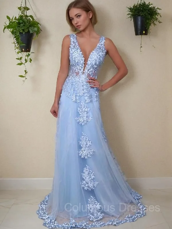 A-Line/Princess V-neck Floor-Length Tulle Prom Dresses With Appliques Lace